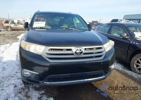2012 Toyota Highlander Base V6 из США, поврежденный, VIN 5TDBK3EH6CS153941